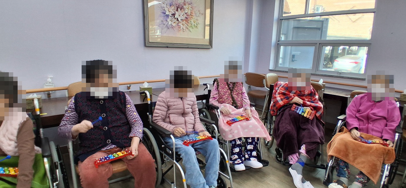 /user/y/youth/editor/2511/fa7cf86272c49e7d83c095c4b9c9c115_1763946384_1564.jpg 이미지크게보기