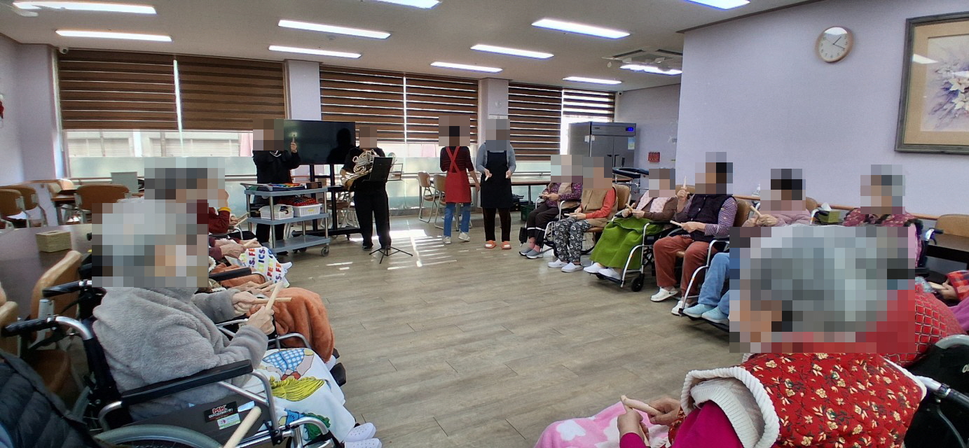 /user/y/youth/editor/2511/fa7cf86272c49e7d83c095c4b9c9c115_1763946384_6793.jpg 이미지크게보기