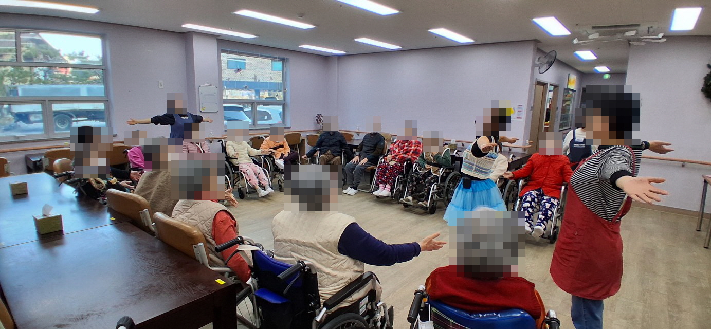 /user/y/youth/editor/2512/1810c14f70649ae9764166dbf61f7bef_1764722553_581.jpg 이미지크게보기