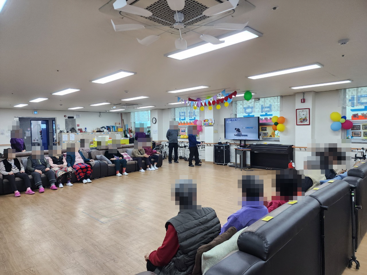 /user/y/youth/editor/2512/1810c14f70649ae9764166dbf61f7bef_1764722994_367.jpg 이미지크게보기