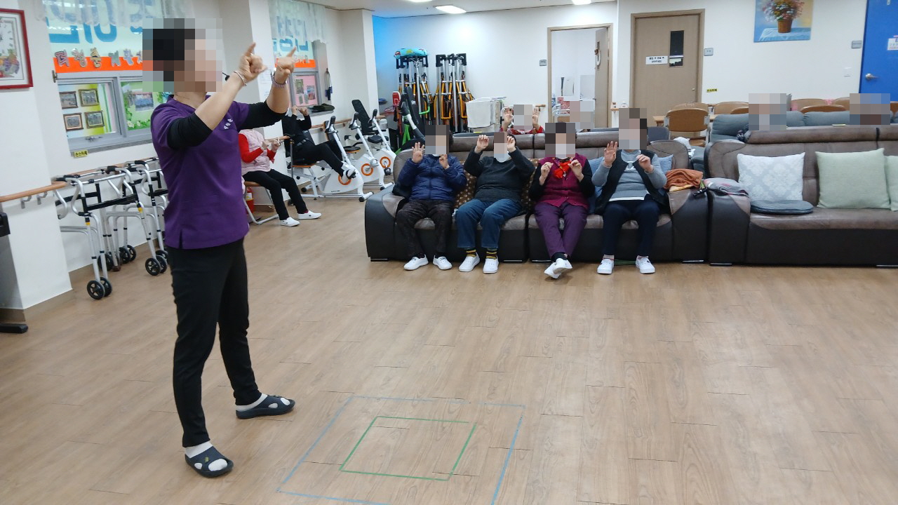 /user/y/youth/editor/2512/19839bd0a2e703703c7ad8d263a0415a_1766019413_7879.jpg 이미지크게보기