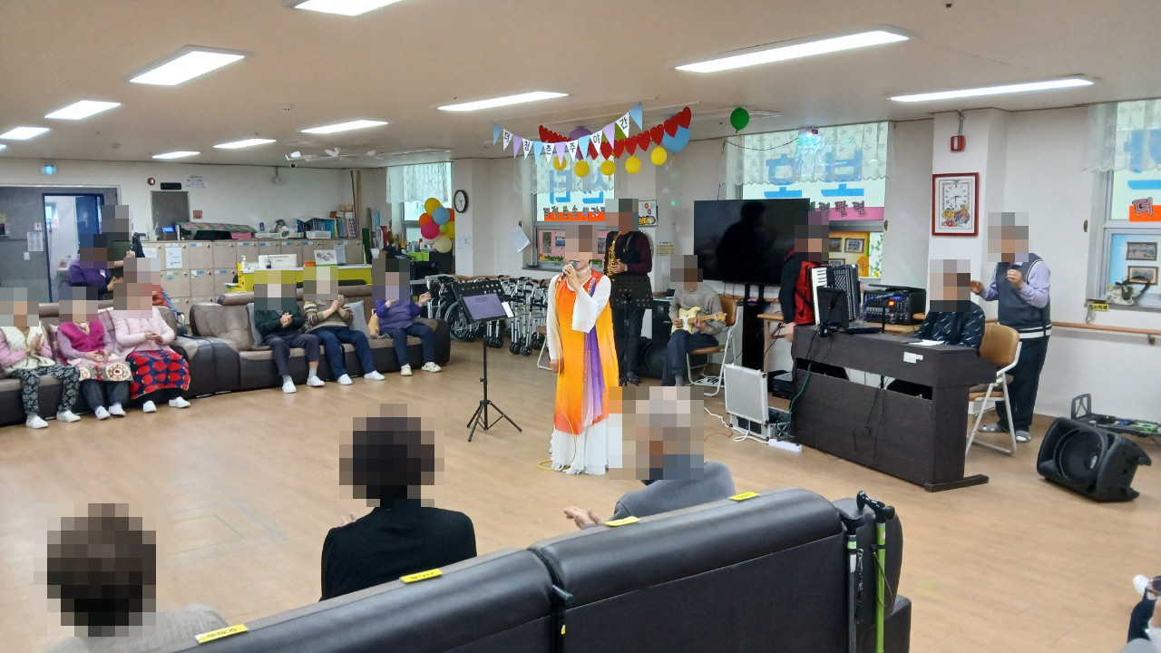 /user/y/youth/editor/2512/19839bd0a2e703703c7ad8d263a0415a_1766019553_3525.jpg 이미지크게보기