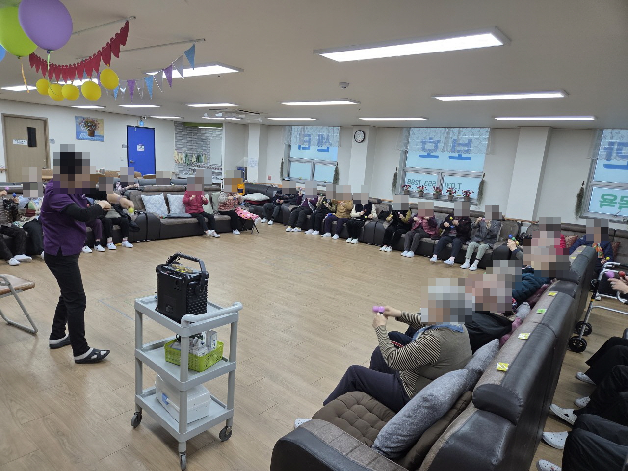 /user/y/youth/editor/2512/1b372dbc66ba23598a5e03c32a8bf804_1764805375_036.jpg 이미지크게보기