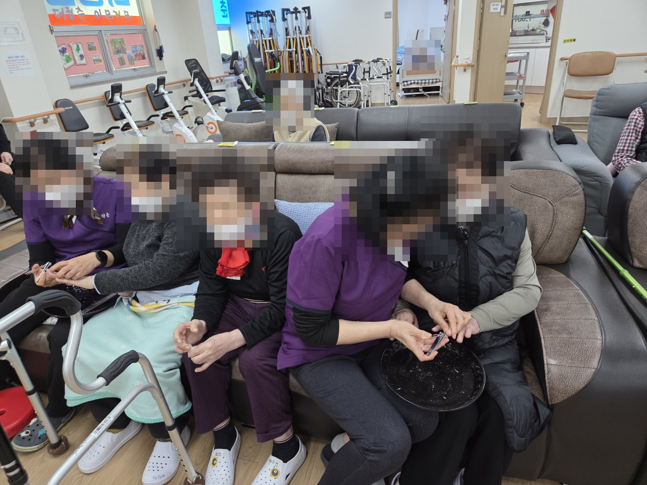 /user/y/youth/editor/2512/1b372dbc66ba23598a5e03c32a8bf804_1764805503_7172.jpg 이미지크게보기