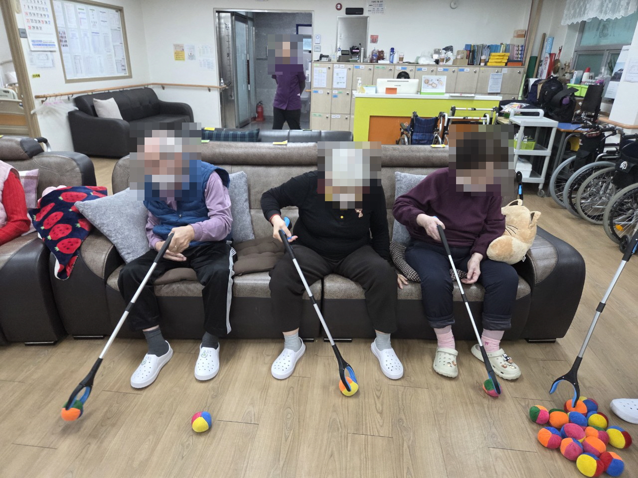 /user/y/youth/editor/2512/4f2ff0a0d82a2e647bea23a7300b40ca_1765925593_0893.jpg 이미지크게보기