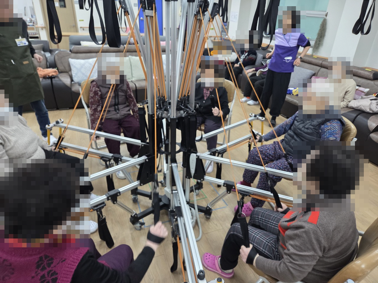 /user/y/youth/editor/2512/4f2ff0a0d82a2e647bea23a7300b40ca_1765925626_467.jpg 이미지크게보기