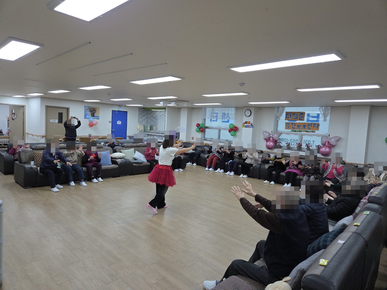 /user/y/youth/editor/2512/53fcf9df8fe9c7293f62773f6d245503_1766446793_2924.jpg 이미지크게보기