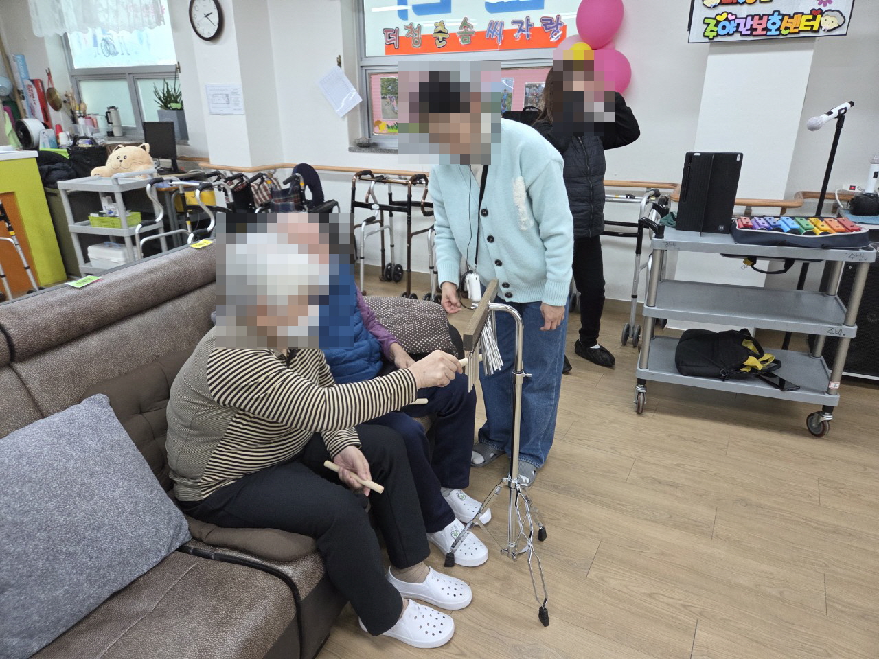 /user/y/youth/editor/2512/78cab52238de38da533351502b3e5a64_1765751841_7927.jpg 이미지크게보기