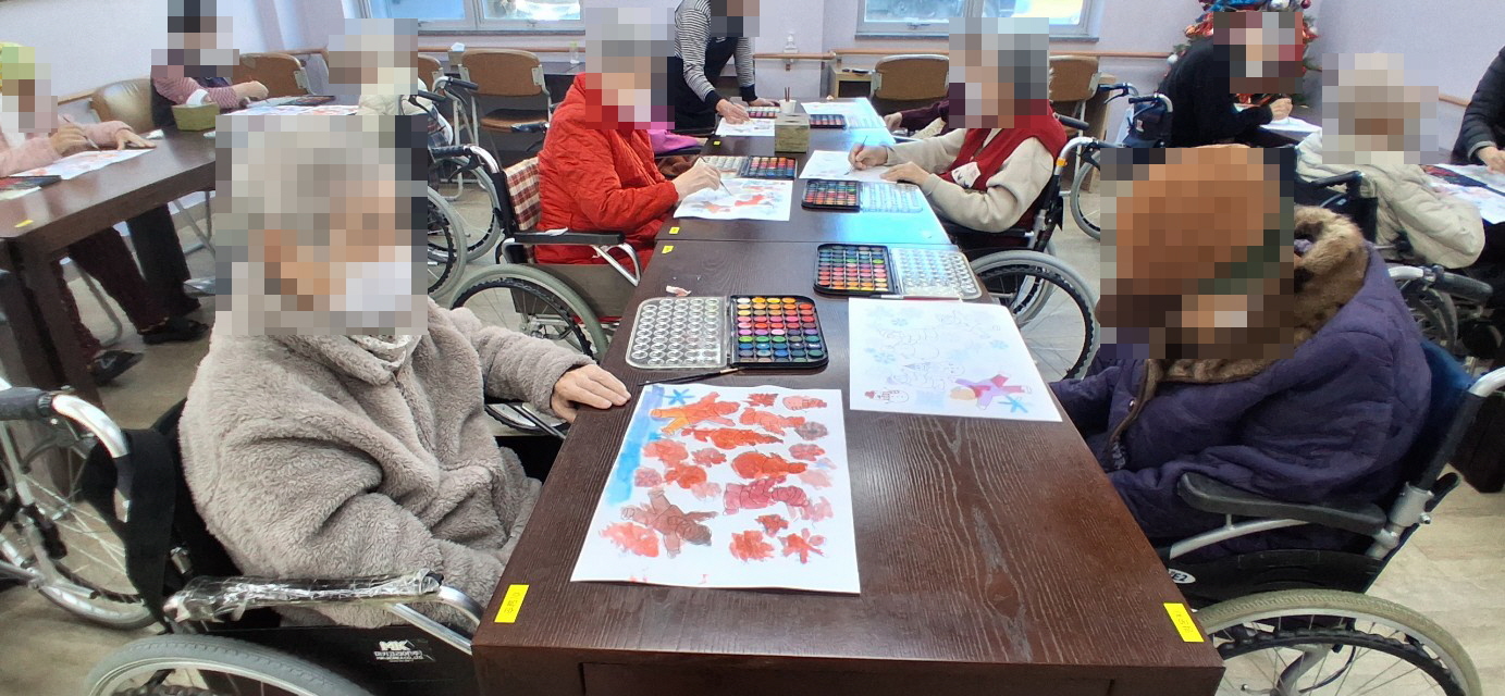 /user/y/youth/editor/2512/82e4b7a9f4c810265300d7d1444115e1_1765325504_0823.jpg 이미지크게보기