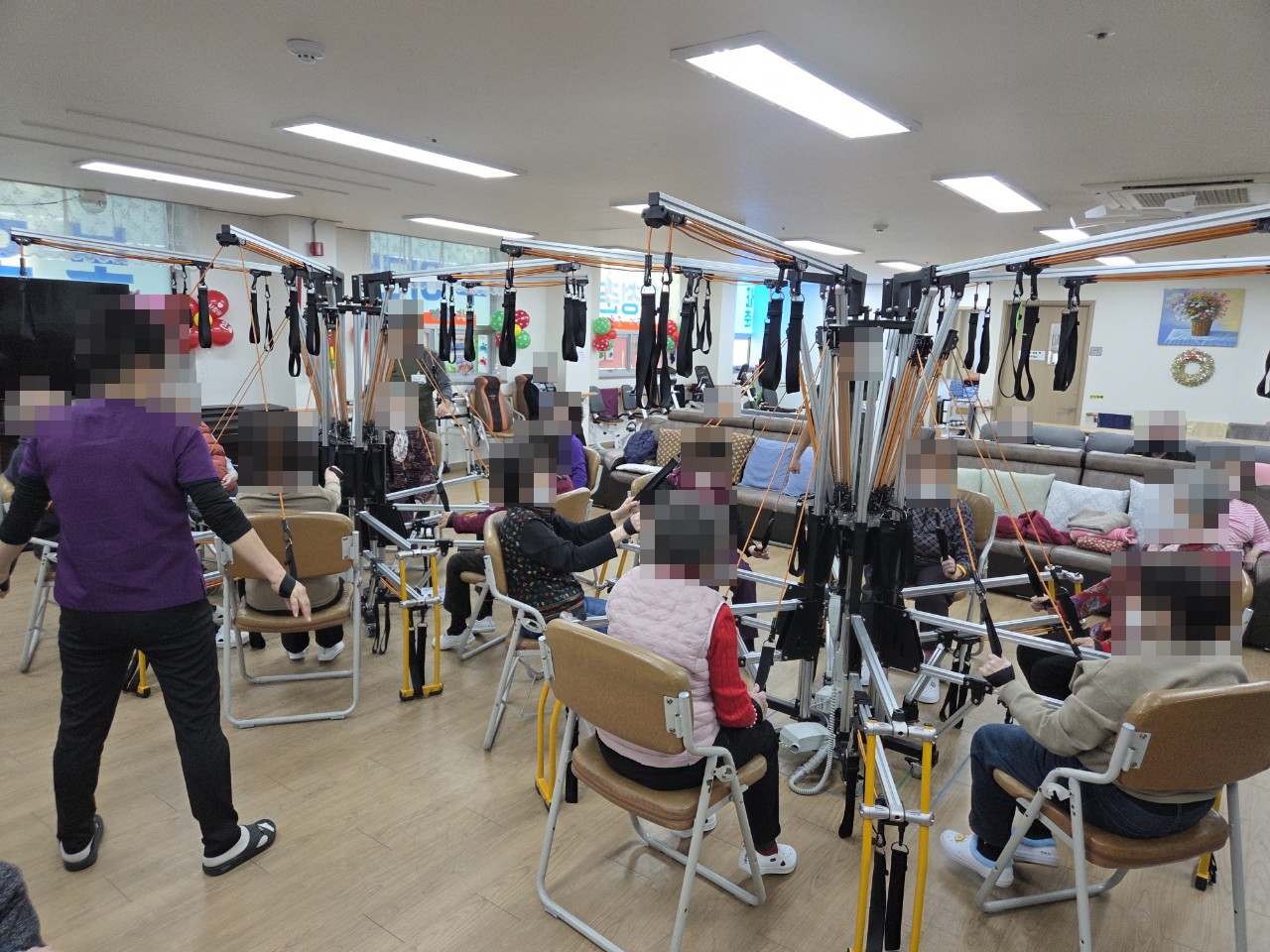 /user/y/youth/editor/2512/914837f319f8f2a84b123d99c183ef26_1766100661_1262.jpg 이미지크게보기