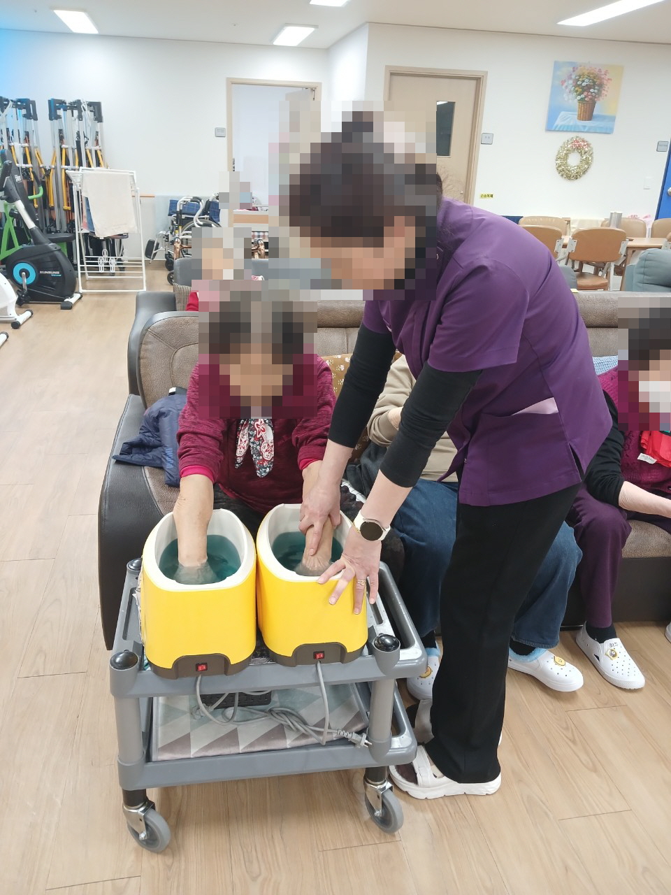 /user/y/youth/editor/2512/914837f319f8f2a84b123d99c183ef26_1766100699_0304.jpg 이미지크게보기