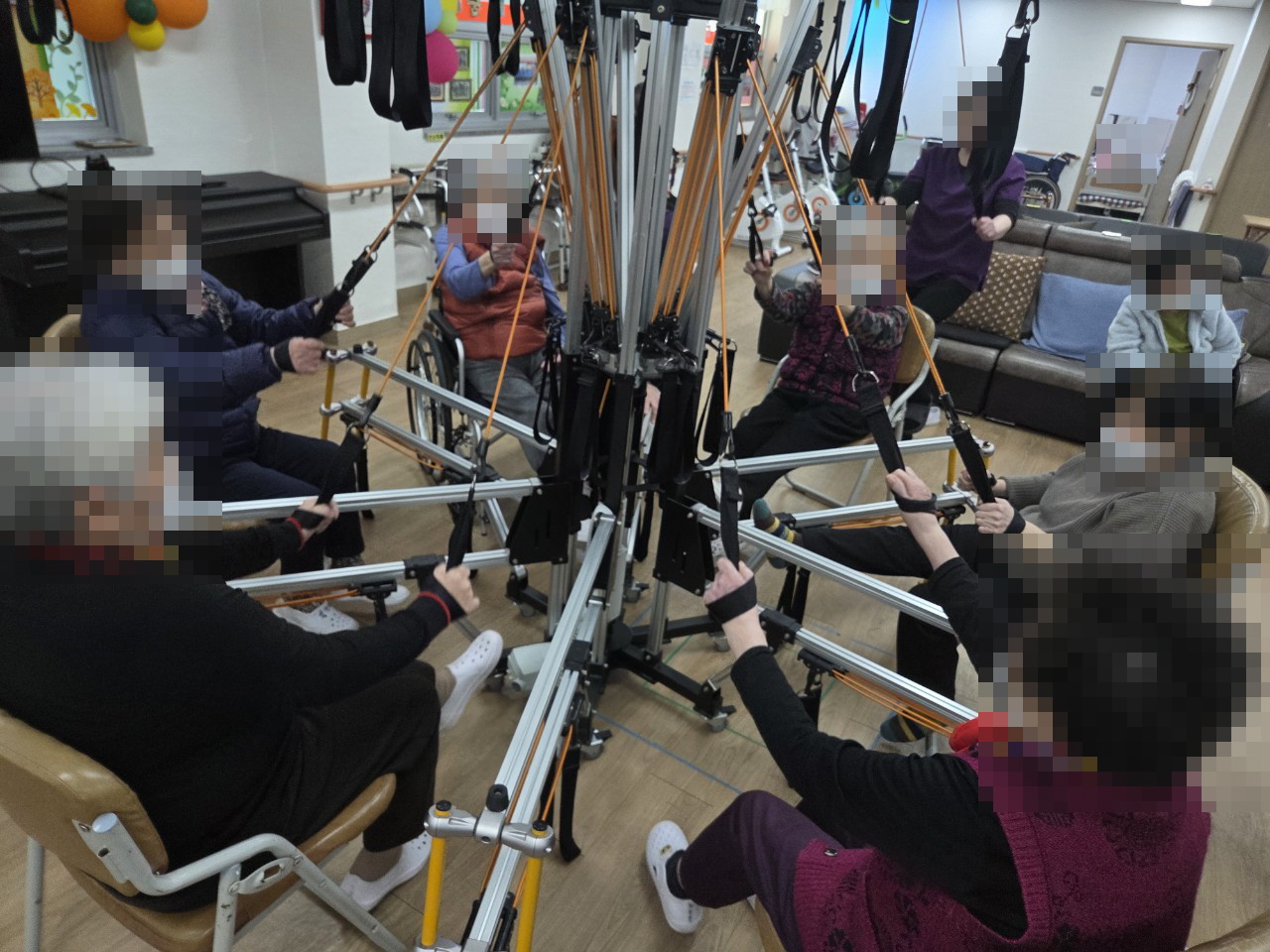 /user/y/youth/editor/2512/9823badbf418468ea41e55dff20f8b09_1765499269_2417.jpg 이미지크게보기