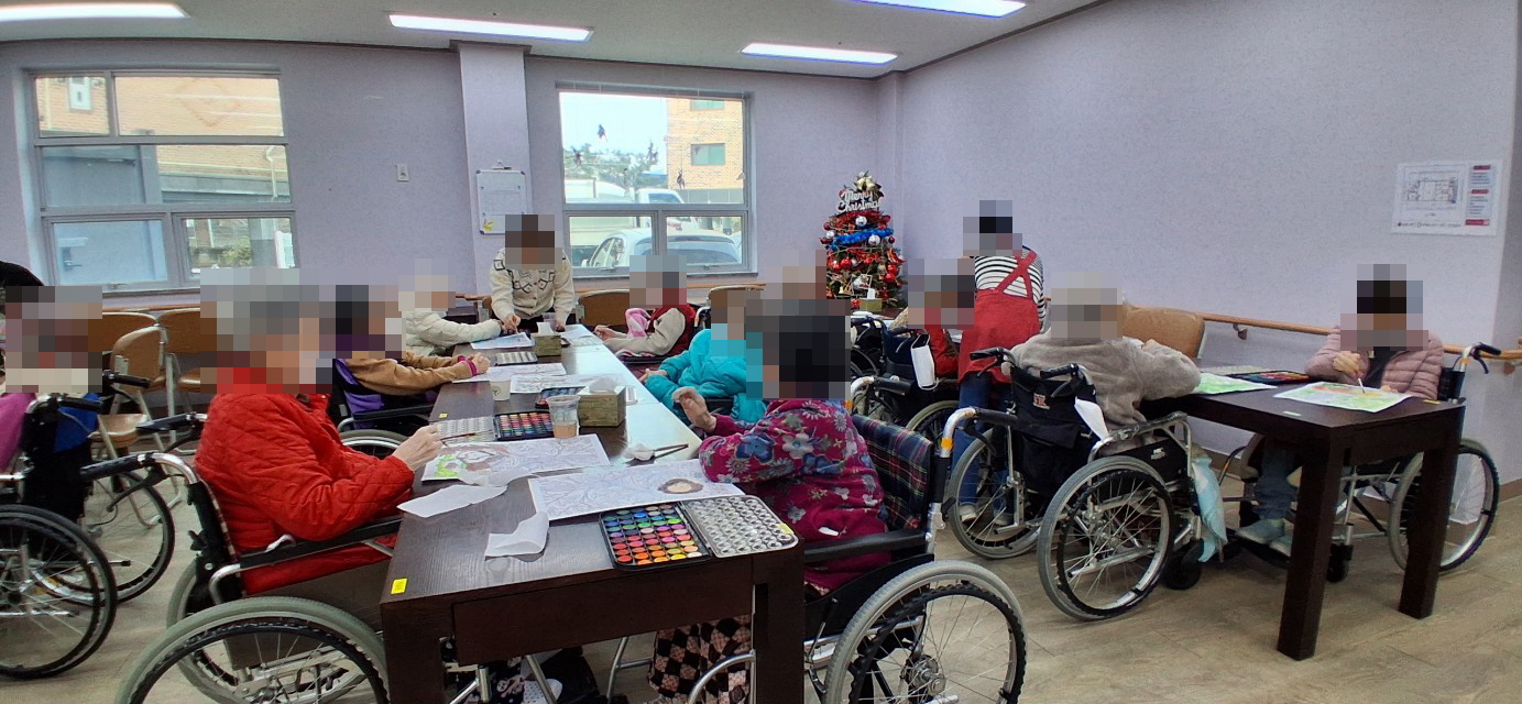 /user/y/youth/editor/2512/aecec1b2f809cda7994871406822821d_1765841854_9025.jpg 이미지크게보기