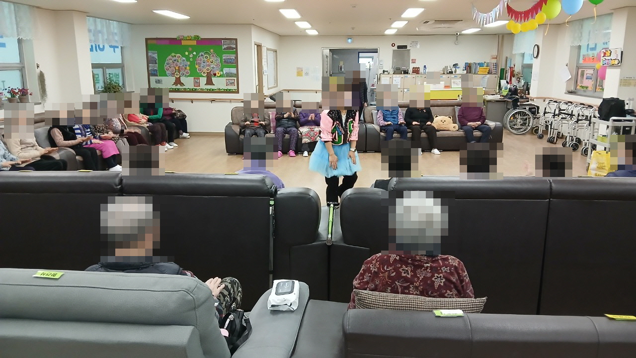 /user/y/youth/editor/2512/aecec1b2f809cda7994871406822821d_1765842003_4599.jpg 이미지크게보기