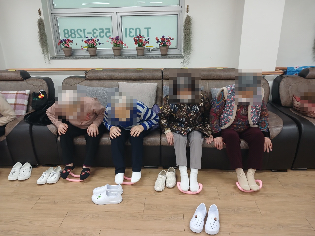 /user/y/youth/editor/2512/aecec1b2f809cda7994871406822821d_1765842051_2554.jpg 이미지크게보기