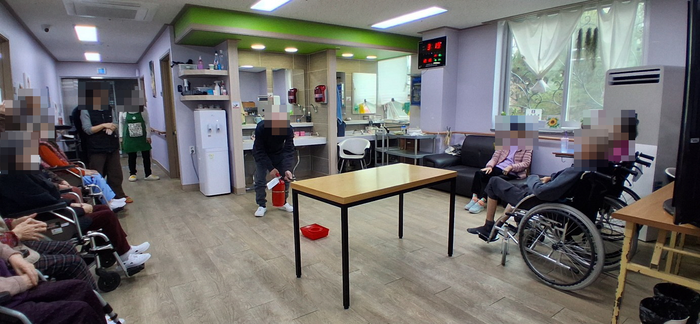 /user/y/youth/editor/2512/b698492b0583a4a01acbdce1f4601abb_1765409377_9709.jpg 이미지크게보기