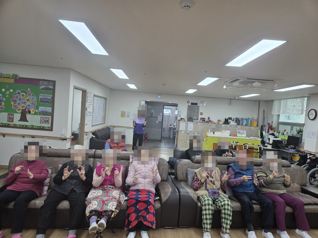 /user/y/youth/editor/2512/b698492b0583a4a01acbdce1f4601abb_1765409480_2444.jpg 이미지크게보기