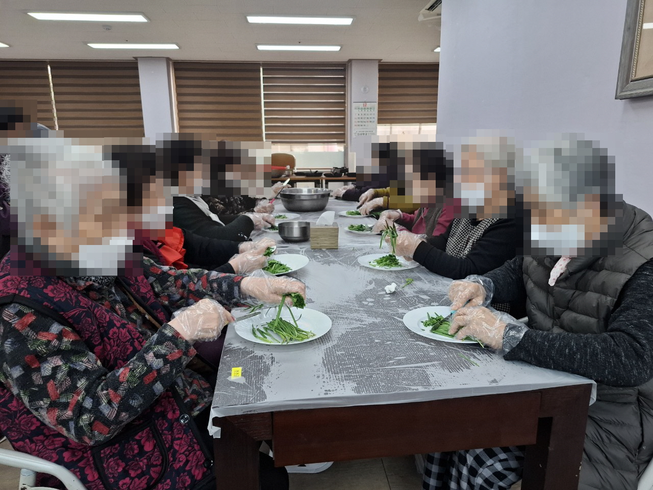 /user/y/youth/editor/2512/b698492b0583a4a01acbdce1f4601abb_1765409572_879.jpg 이미지크게보기