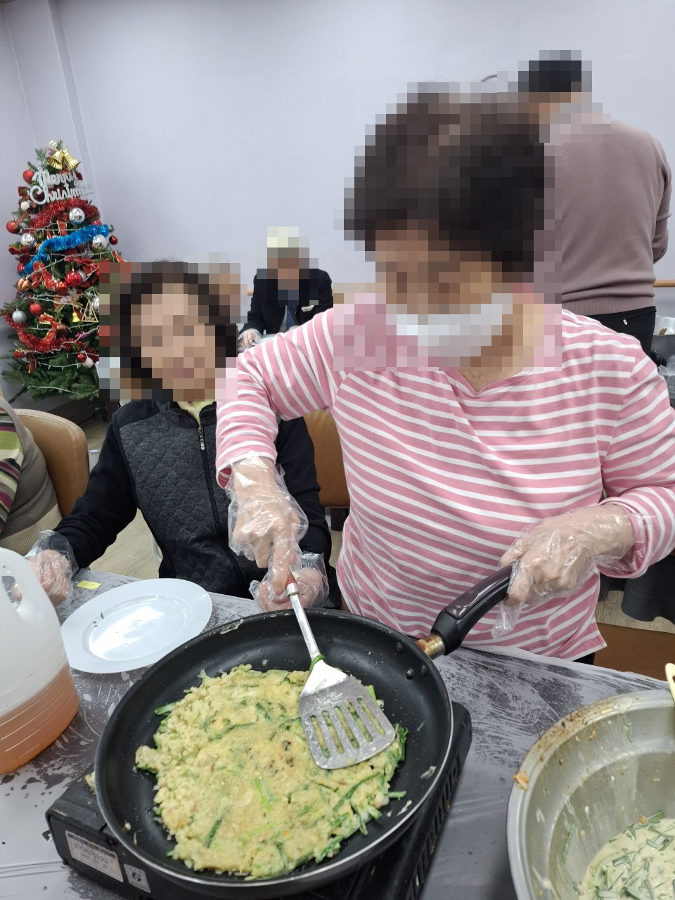 /user/y/youth/editor/2512/b698492b0583a4a01acbdce1f4601abb_1765409573_5726.jpg 이미지크게보기