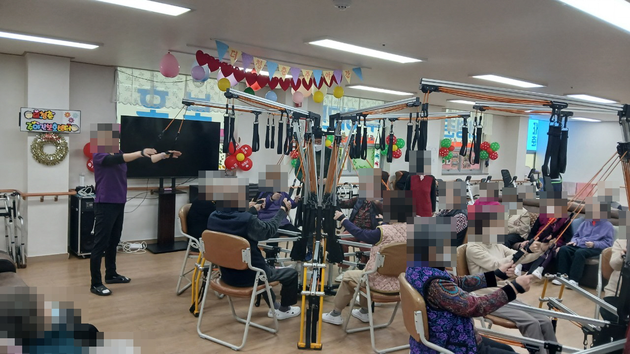 /user/y/youth/editor/2512/c64d832a42fe542122b7242098ffcc42_1767051457_0296.jpg 이미지크게보기