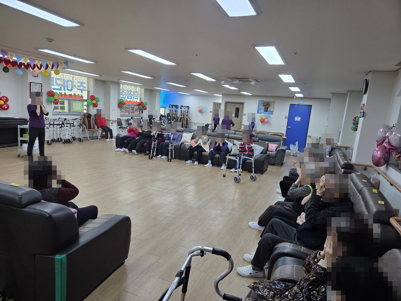 /user/y/youth/editor/2512/e2698b52d322cd50b2321f6c1bd182c0_1767148146_7325.jpg 이미지크게보기