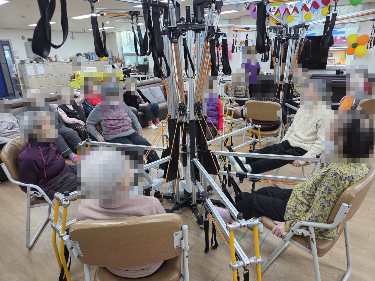 /user/y/youth/editor/2512/e3abaadd9fbd64d344504b9db658e3c3_1764633487_7729.jpg 이미지크게보기