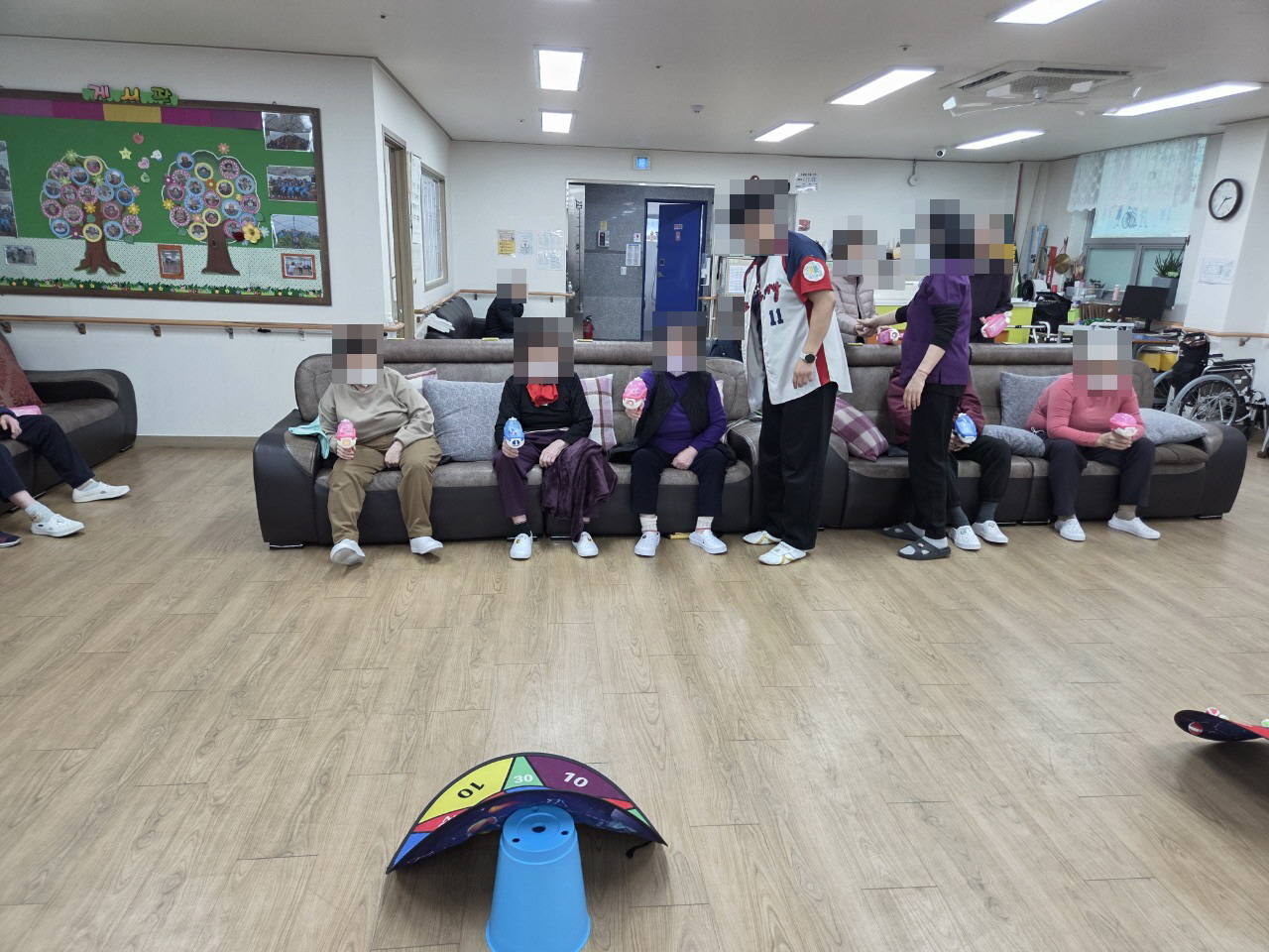 /user/y/youth/editor/2512/eb29b4be5150f2fa7c1710e5fbff88a5_1764544970_0349.jpg 이미지크게보기