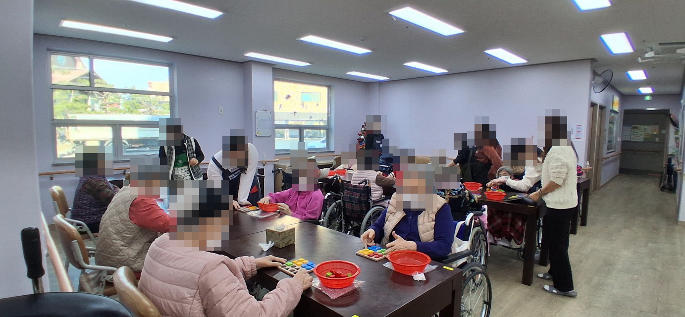 /user/y/youth/editor/2512/ef704003fb9accb0095f1a168119ad3d_1764892340_5816.jpg 이미지크게보기