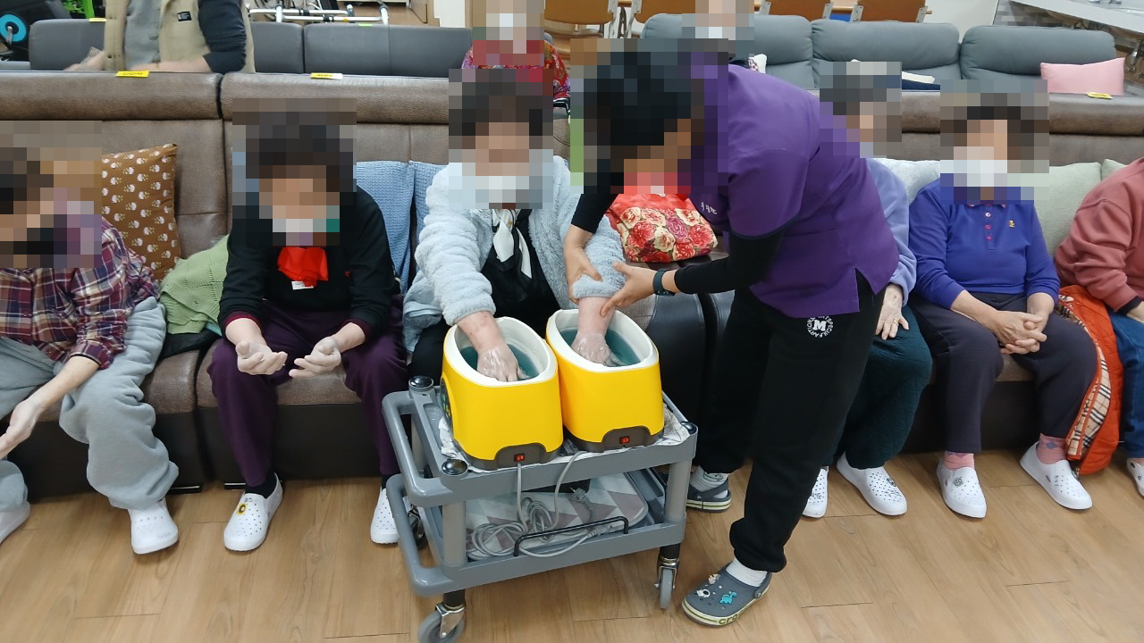 /user/y/youth/editor/2512/ef704003fb9accb0095f1a168119ad3d_1764892829_6371.jpg 이미지크게보기