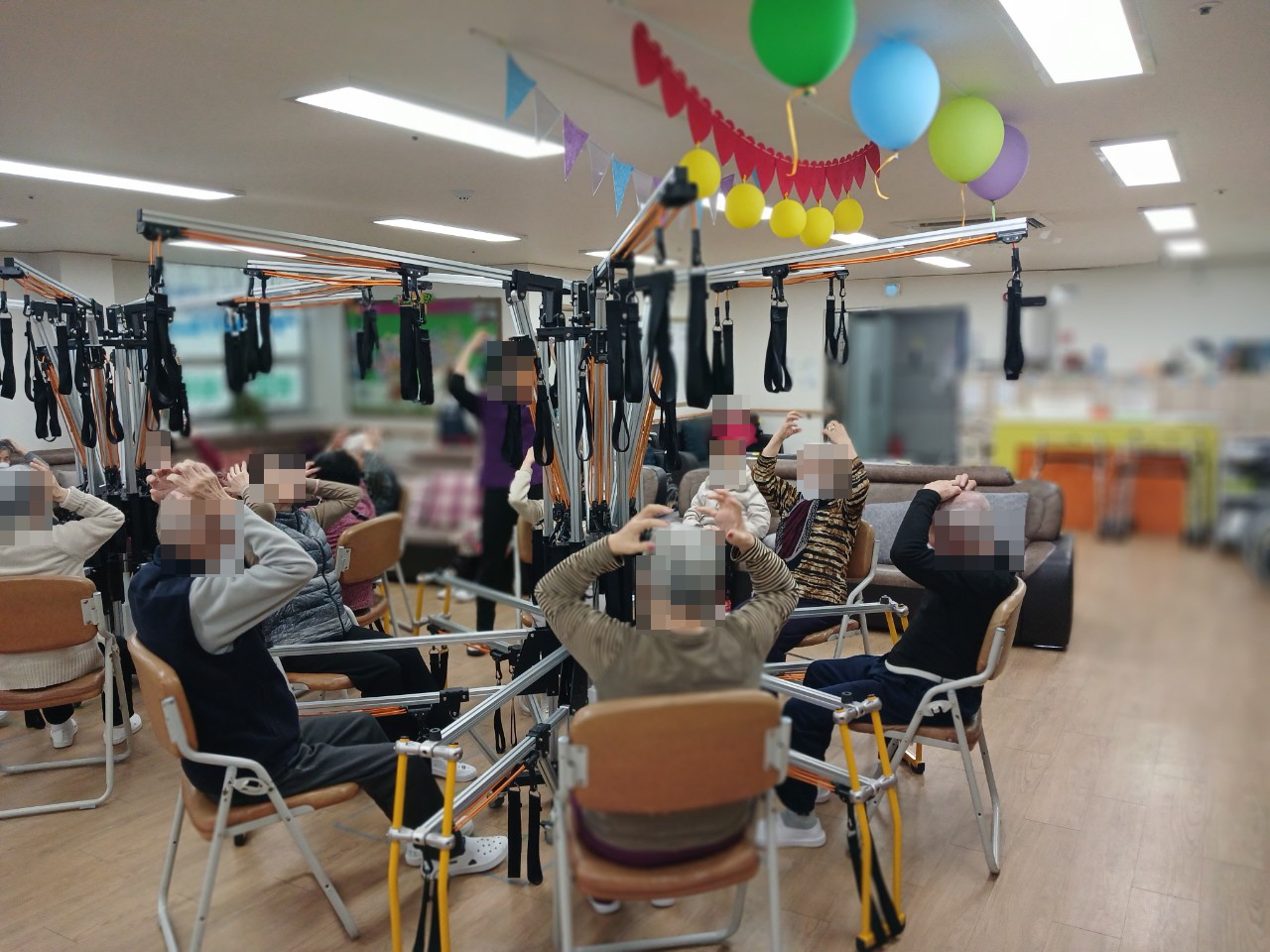 /user/y/youth/editor/2512/fe6368a4440198095f42d769c05523fe_1765237029_9593.jpg 이미지크게보기