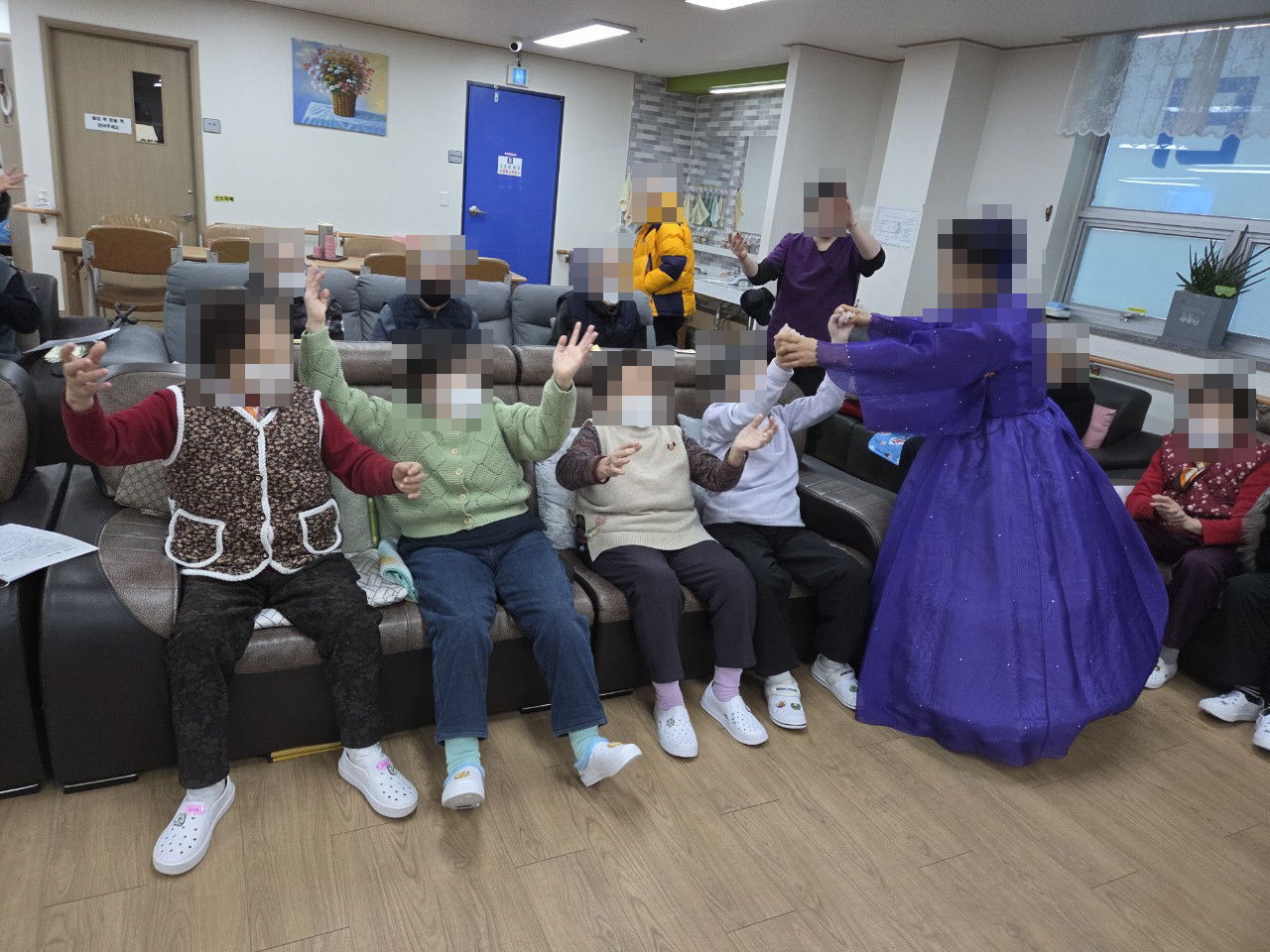 /user/y/youth/editor/2601/a9405e12c29a2e5e2953e4e9b575a687_1769131296_7948.jpg 이미지크게보기