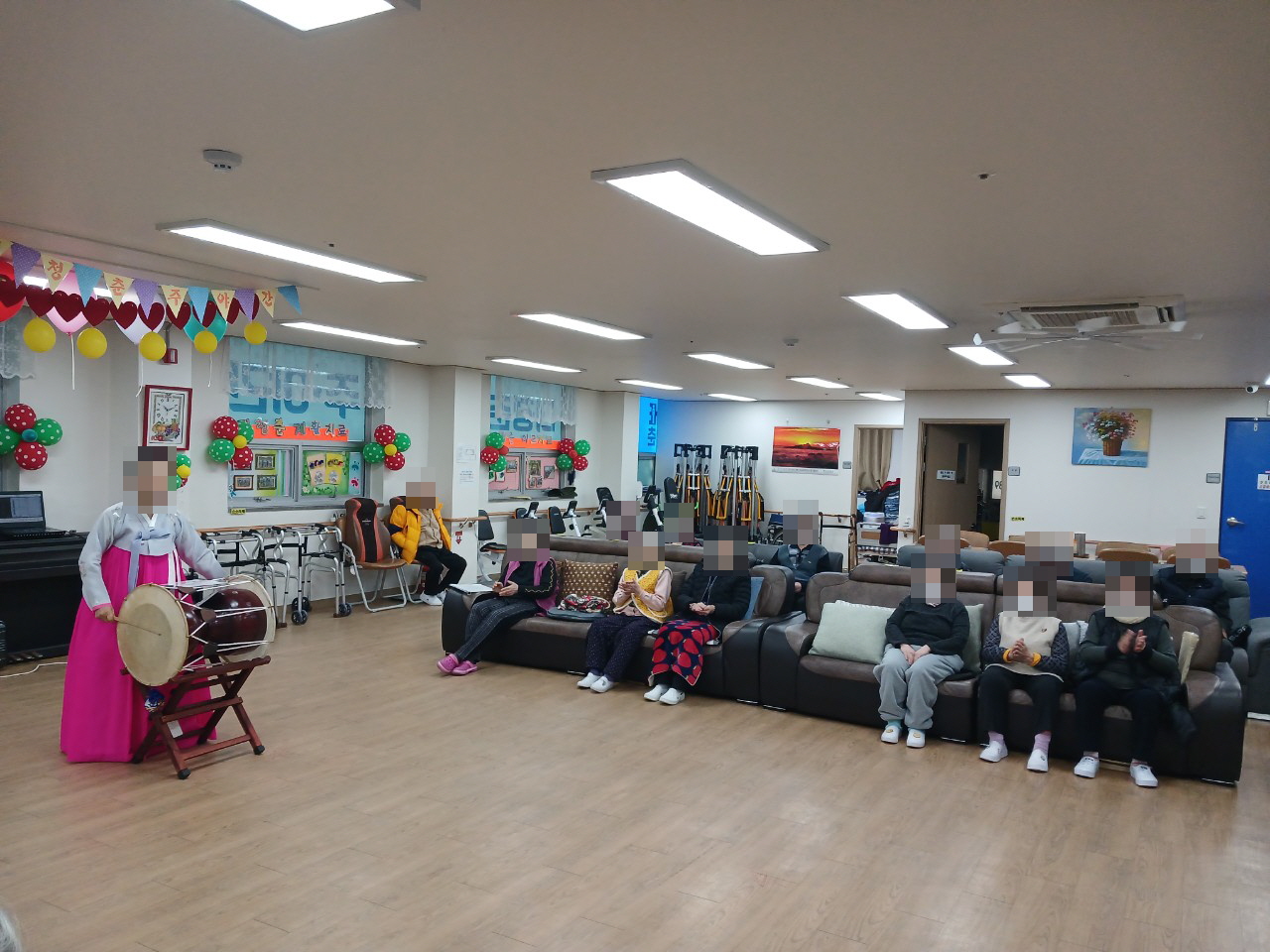 /user/y/youth/editor/2601/e690a7b11b7ba5975eabc8cbd289bd3d_1769764180_8302.jpg 이미지크게보기