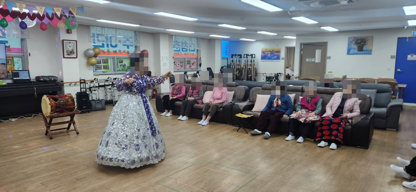 /user/y/youth/editor/2602/0519127570c64d7dd454c8594cd391d9_1772147793_1974.jpg 이미지크게보기