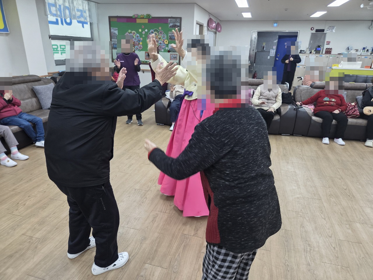 /user/y/youth/editor/2602/2c7a90dd401e252e309679c86f89cc35_1770947761_8947.jpg 이미지크게보기