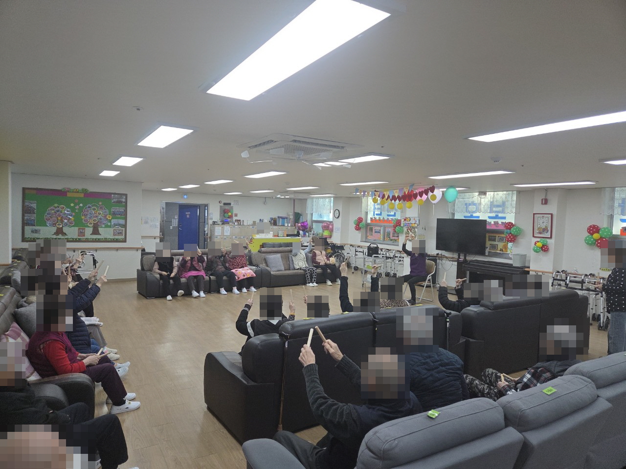 /user/y/youth/editor/2602/4a87562f37173b2d3bcf8df4b3246203_1769989207_6921.jpg 이미지크게보기