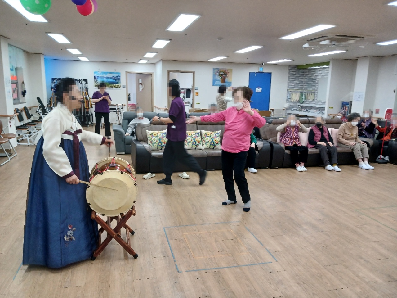 /user/y/youth/editor/2603/7550ccd8ae1367abcb93b47714f70f61_1773320540_4104.jpg 이미지크게보기