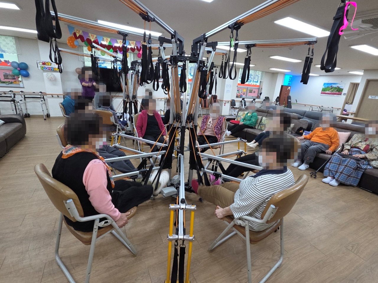 /user/y/youth/editor/2604/102af97485bec45dbc2f4768bff4793d_1777294974_2738.jpg 이미지크게보기