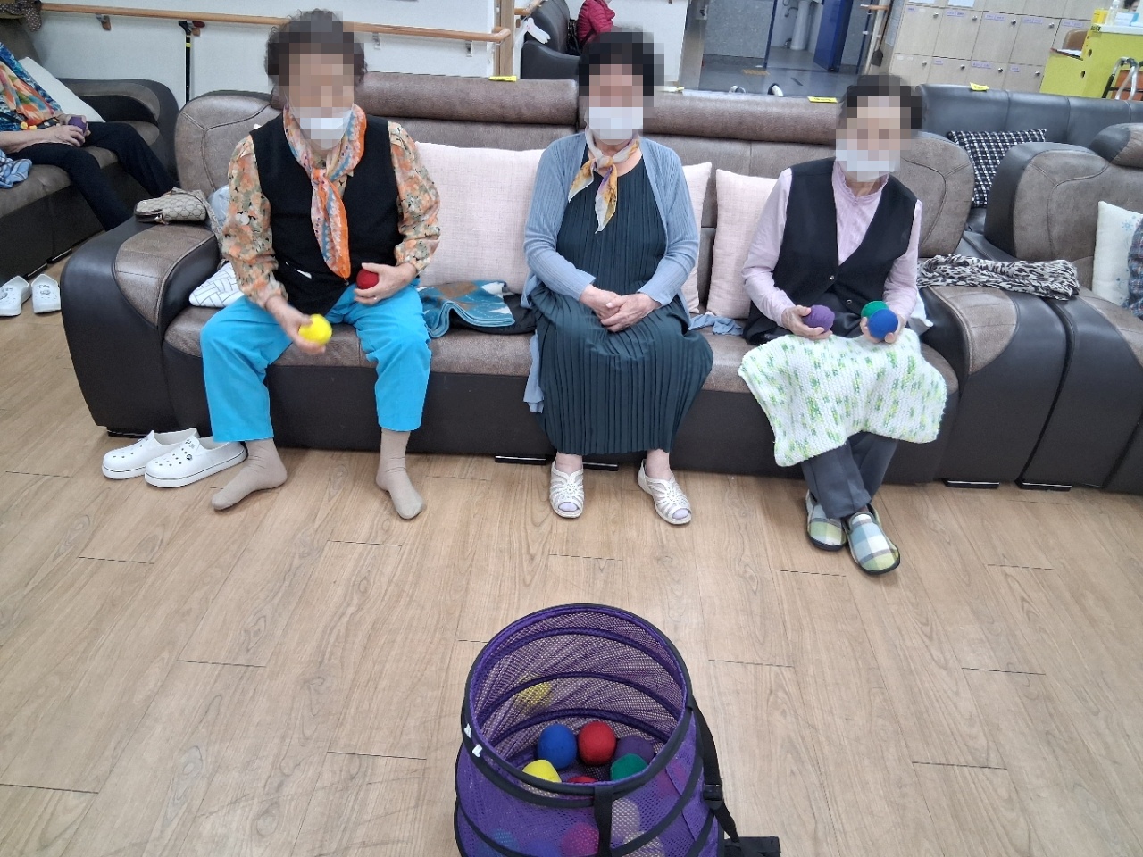 /user/y/youth/editor/2604/147eec12f190b7fa3d463af6ce38e090_1777376421_0048.jpg 이미지크게보기