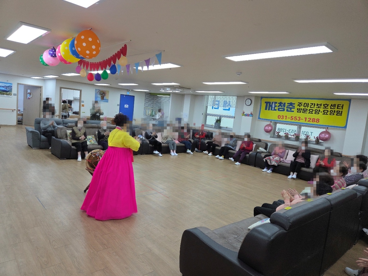 /user/y/youth/editor/2604/163c72b3797f2cf63b402c29b31aa847_1775132887_9653.jpg 이미지크게보기