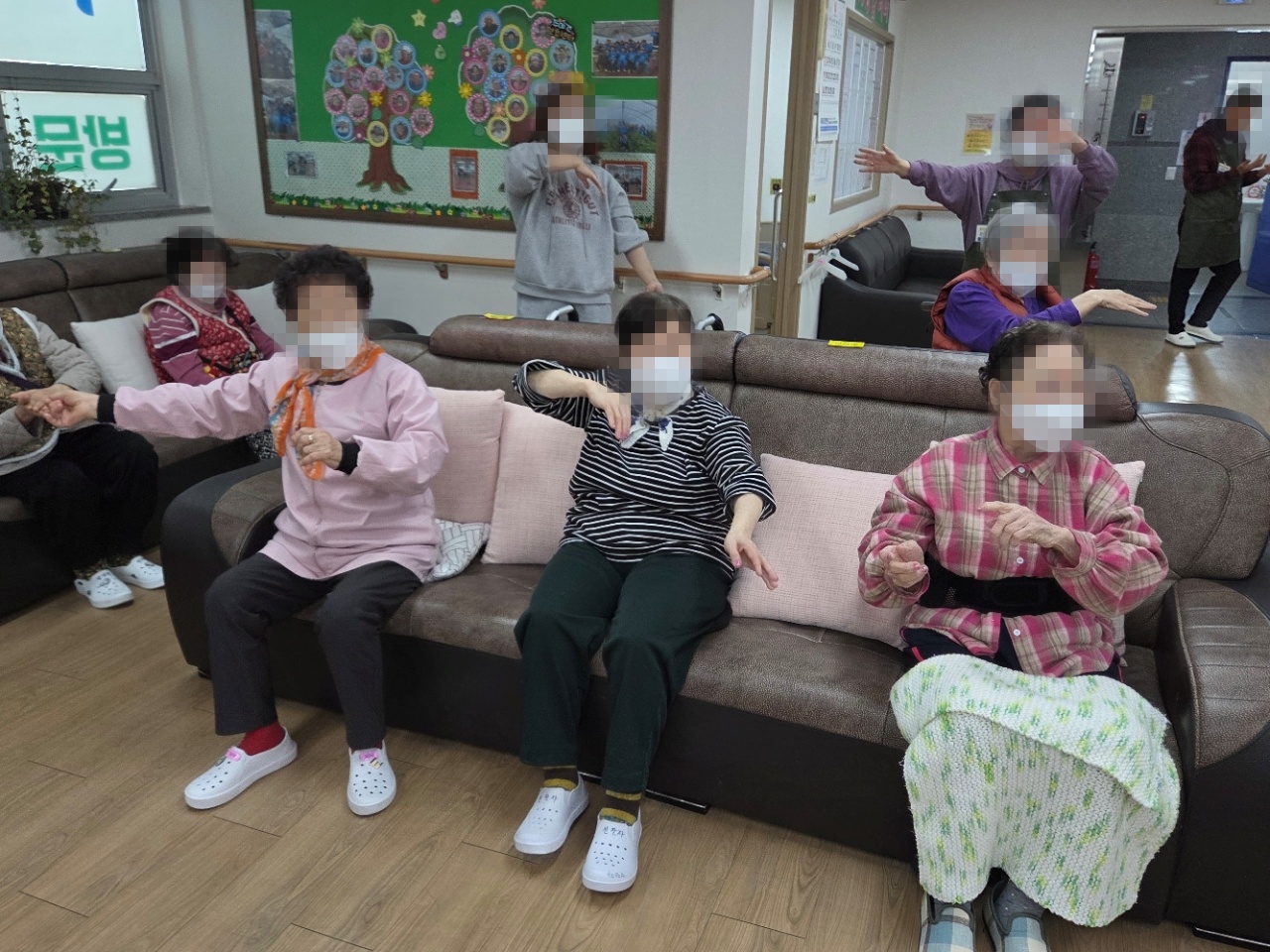 /user/y/youth/editor/2604/163c72b3797f2cf63b402c29b31aa847_1775132888_0505.jpg 이미지크게보기