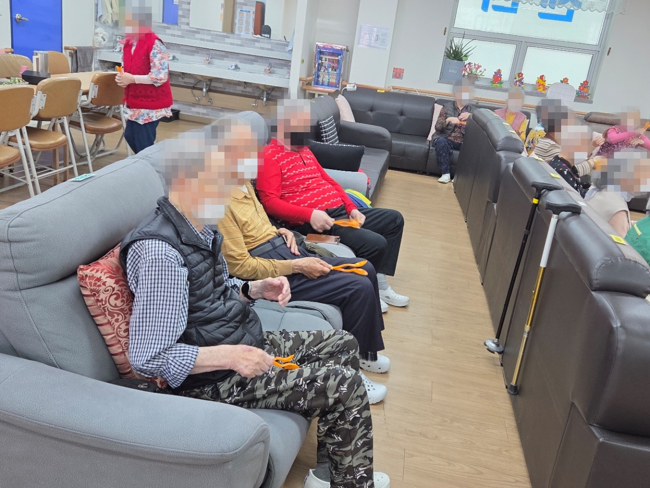 /user/y/youth/editor/2604/7a5056067eacd191d47614a2e6b1a594_1777458127_492.jpg 이미지크게보기