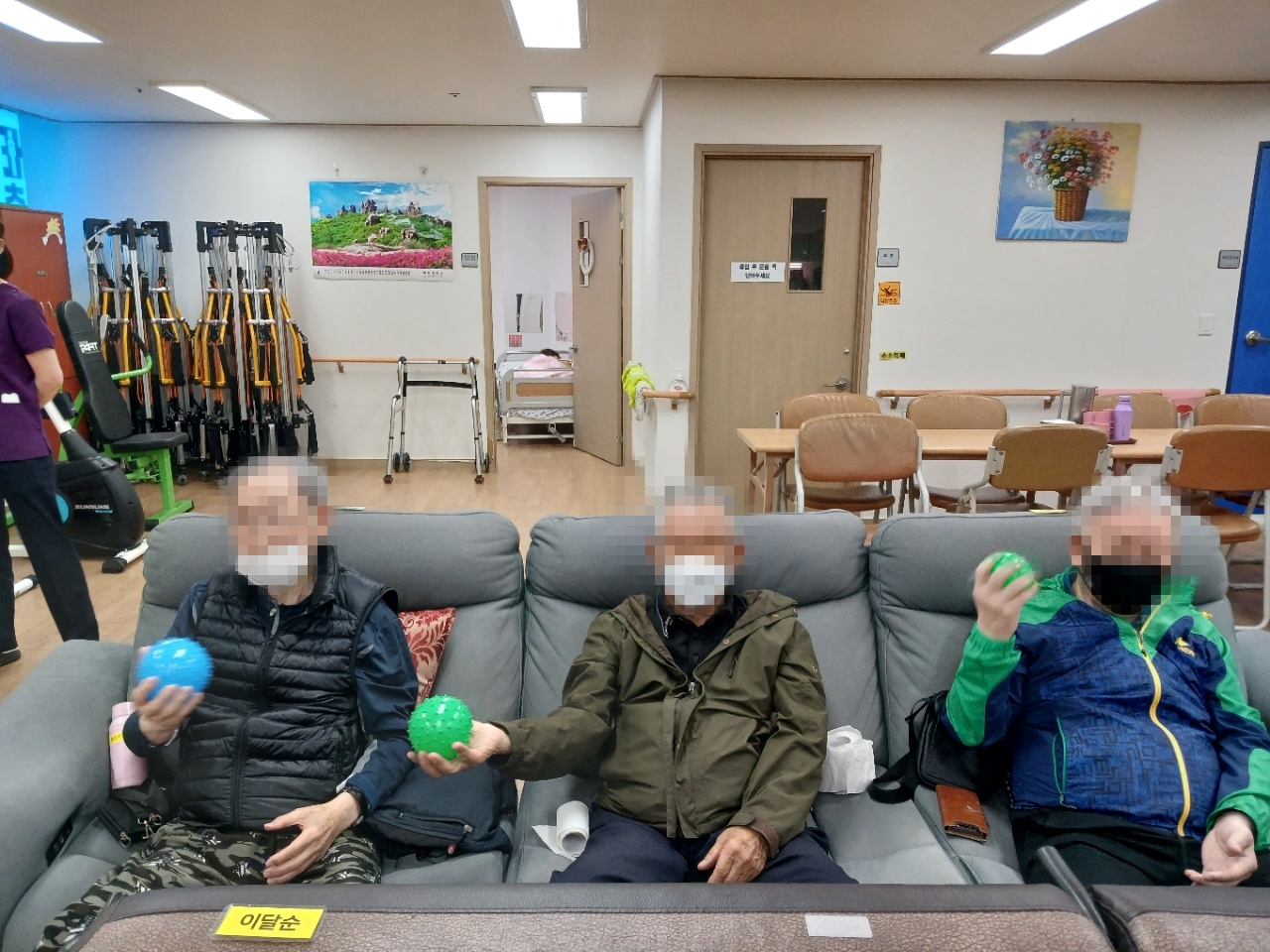 /user/y/youth/editor/2604/d6cda2dba1751e252b9c4a8175574fa4_1776864621_4981.jpg 이미지크게보기