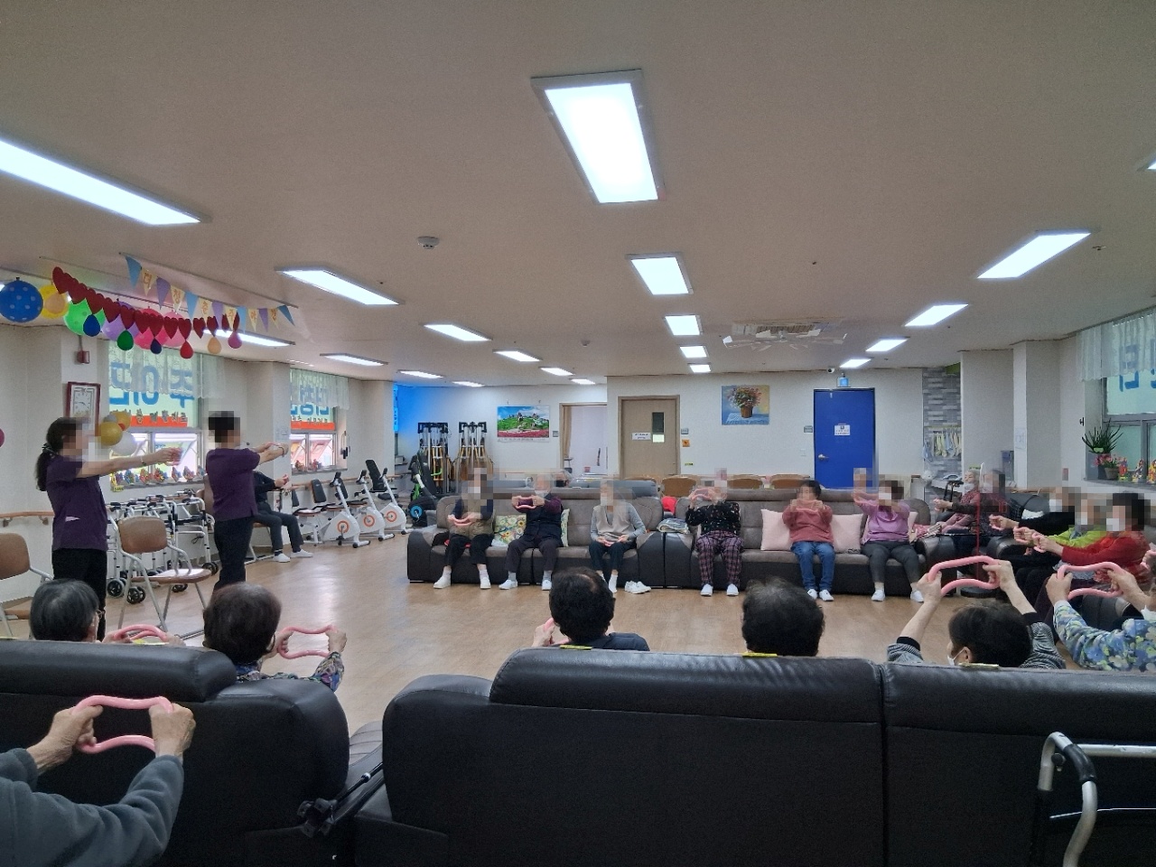 /user/y/youth/editor/2604/f52c7a388ad1cb3dff3759ad7e4183ff_1776084464_7843.jpg 이미지크게보기